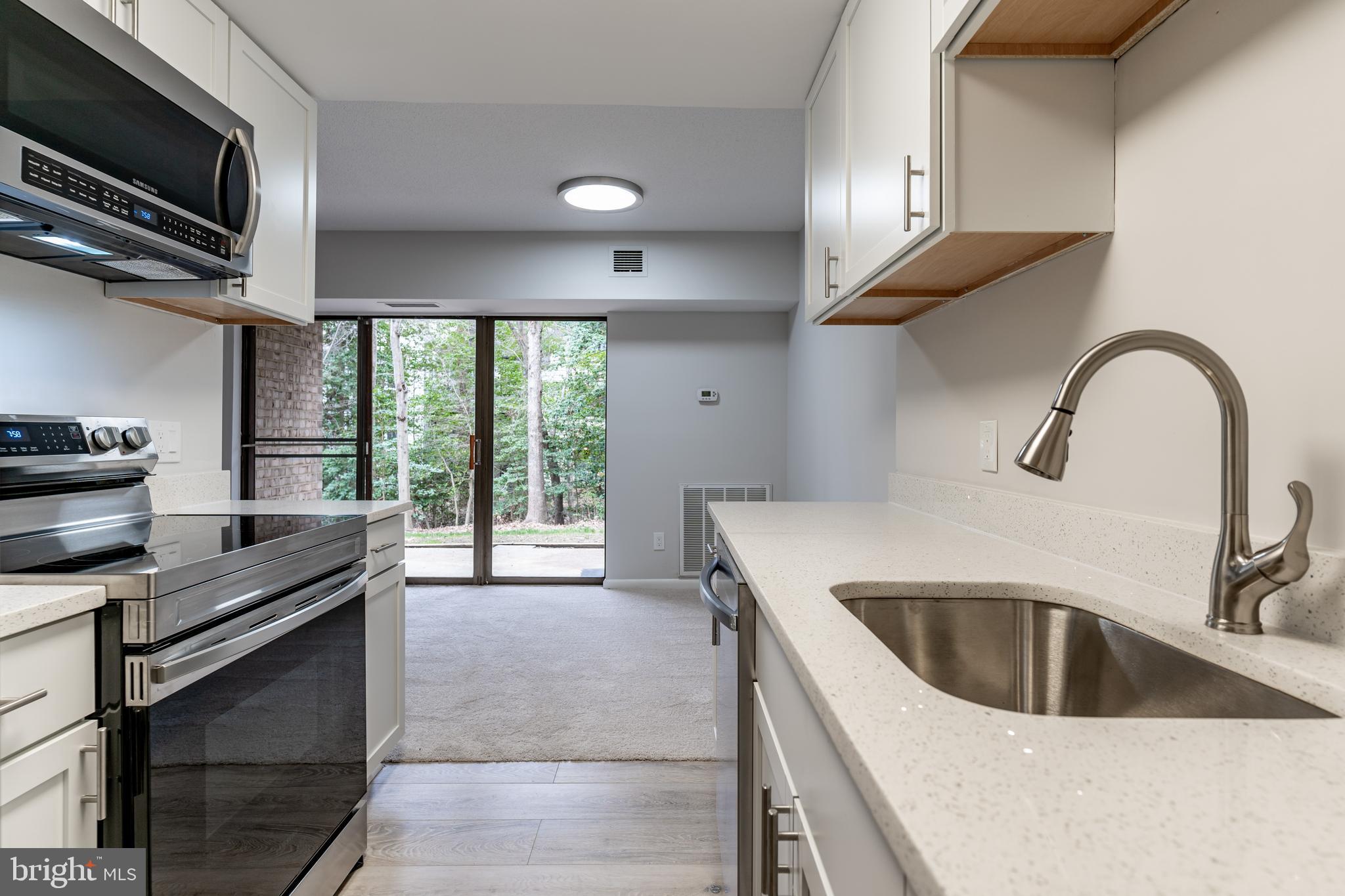 2206 Castle Rock Square, Unit 1B Reston, VA 20191 - Photo 14 of 35 Gallery Image 14