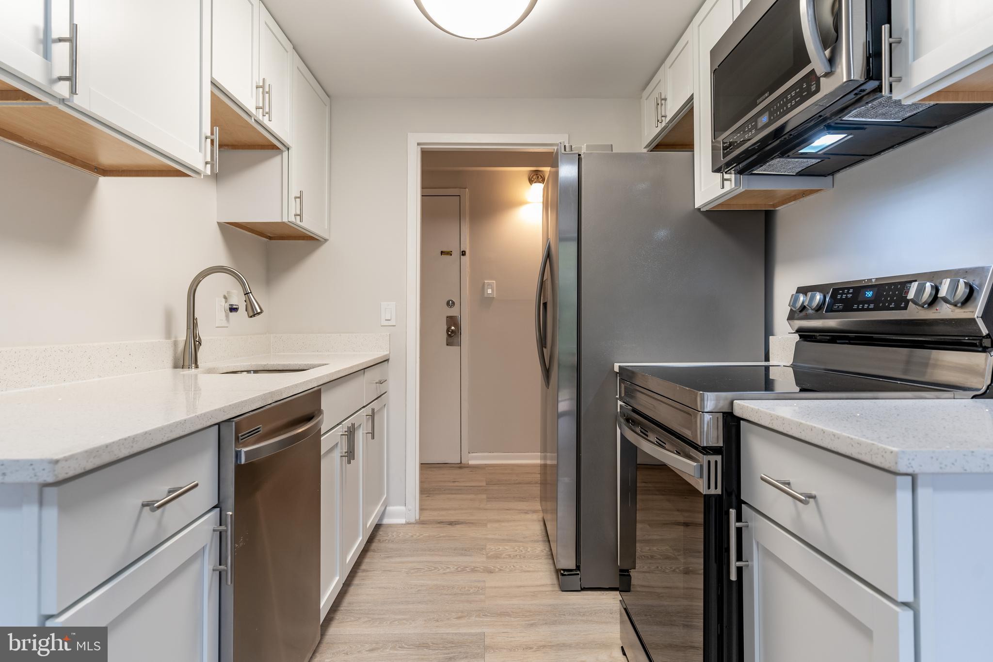 2206 Castle Rock Square, Unit 1B Reston, VA 20191 - Photo 17 of 35 Gallery Image 17