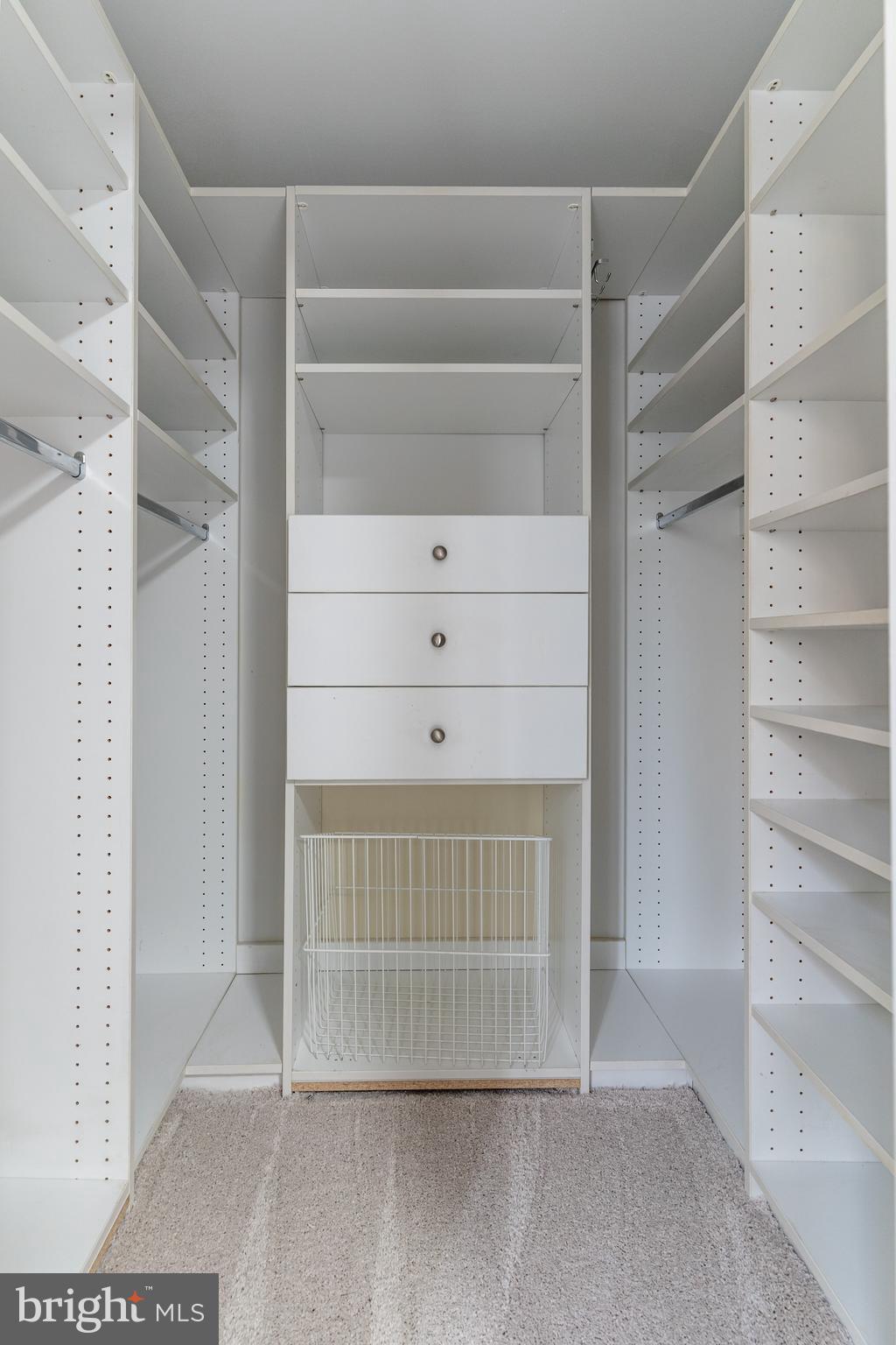 2206 Castle Rock Square, Unit 1B Reston, VA 20191 - Photo 21 of 35 Gallery Image 21