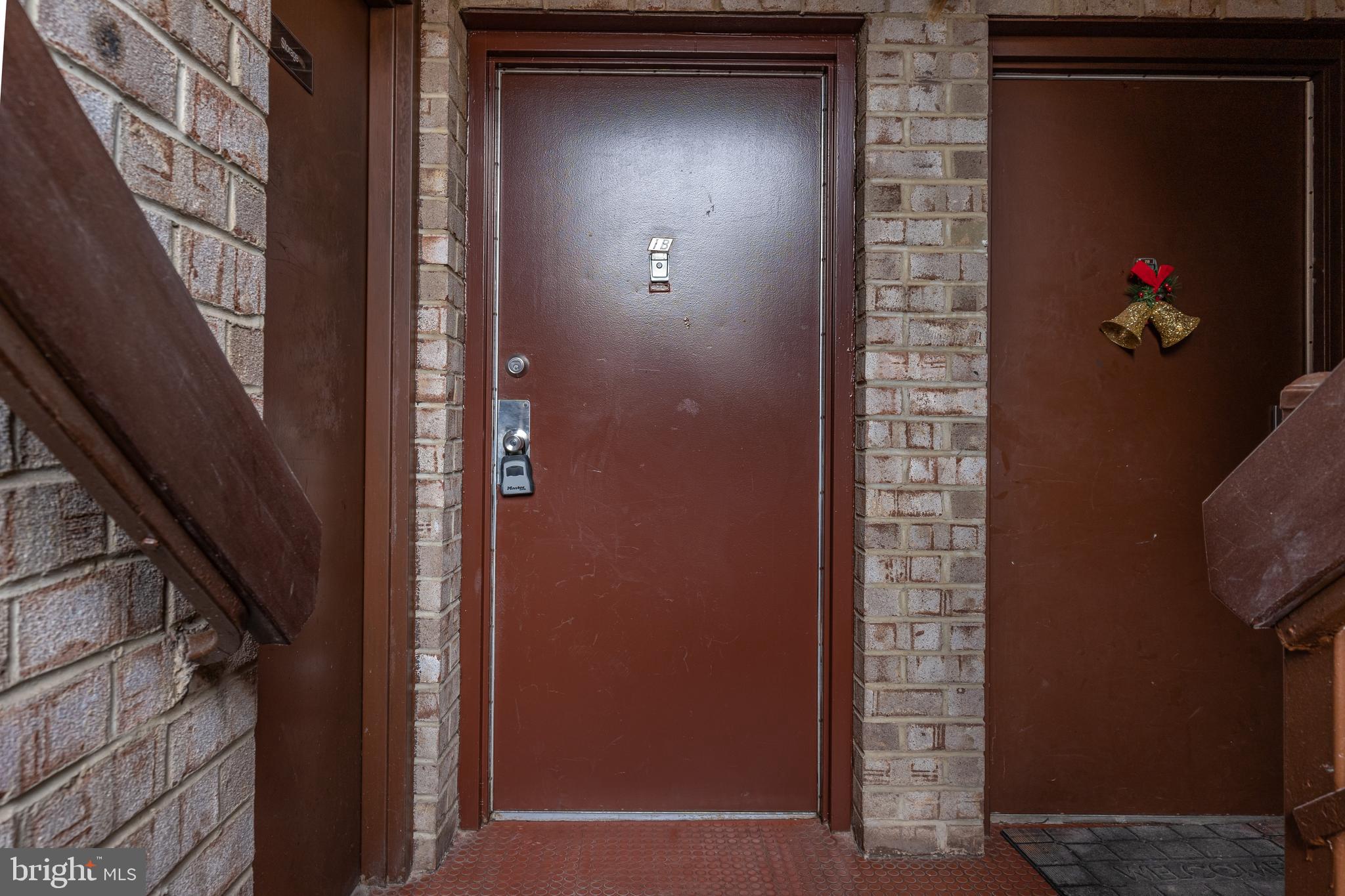 2206 Castle Rock Square, Unit 1B Reston, VA 20191 - Photo 5 of 35 Gallery Image 5