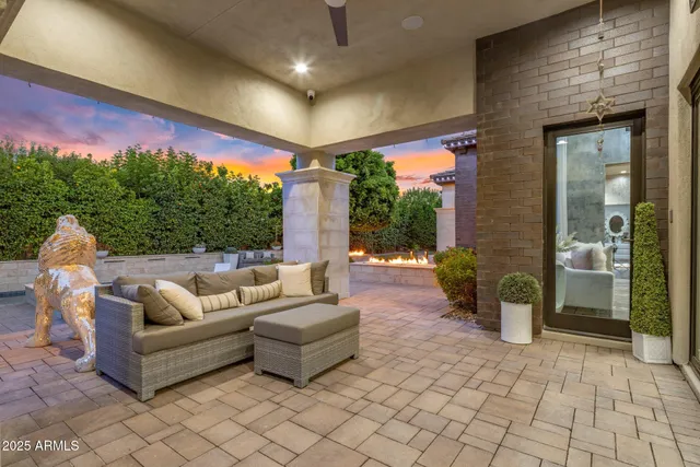 $2,650,000 | 2639 East Lovebird Lane, Gilbert, AZ 85297