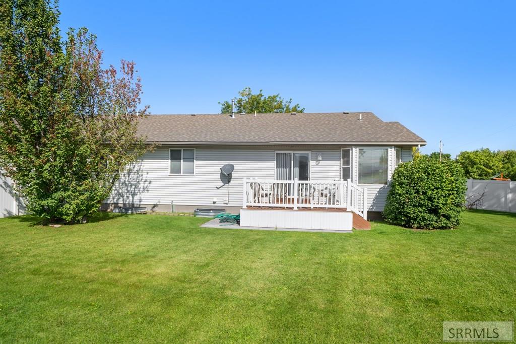 3086 Stoneridge Circle Ammon, ID 83406 - Photo 11 of 50