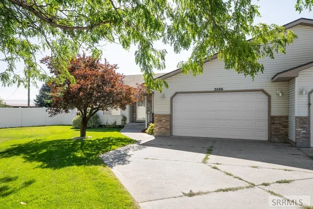 $372,000 | 3086 Stoneridge Circle, Ammon, ID 83406