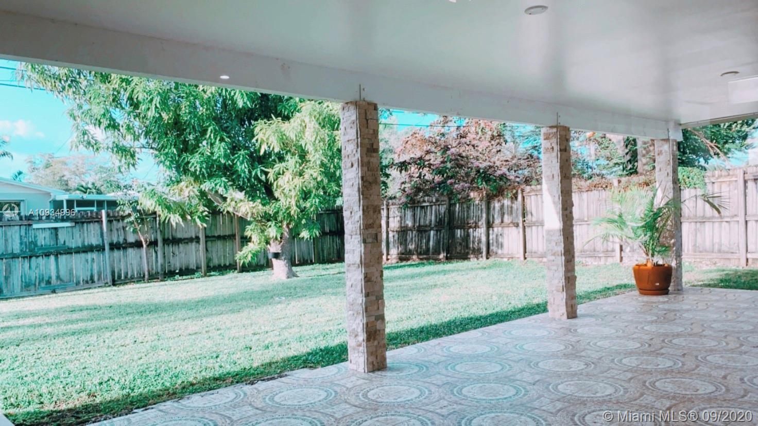 19230 Southwest 93rd Road Cutler Bay, FL 33157 - Photo 17 of 22
