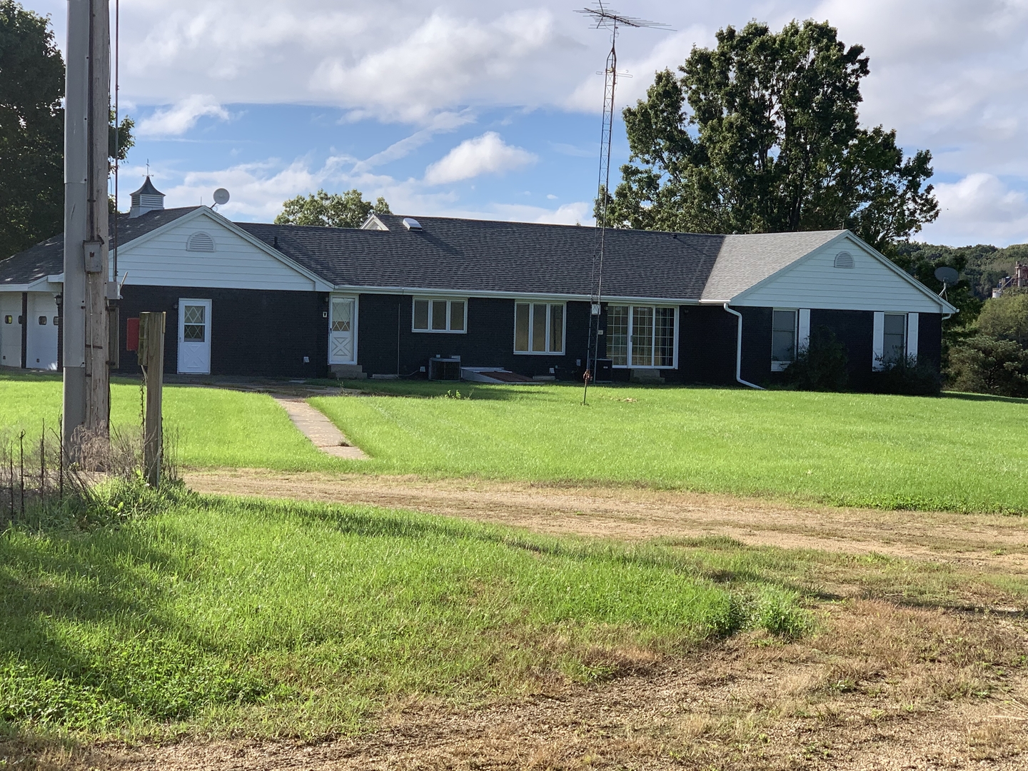 990 Pines Road Oregon, IL 61061 - Photo 2 of 62