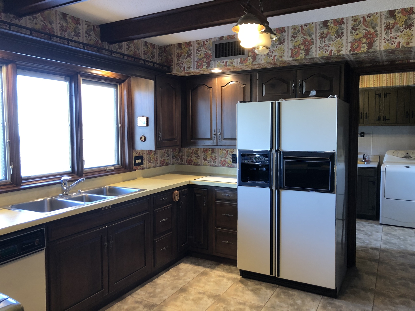 990 Pines Road Oregon, IL 61061 - Photo 4 of 62