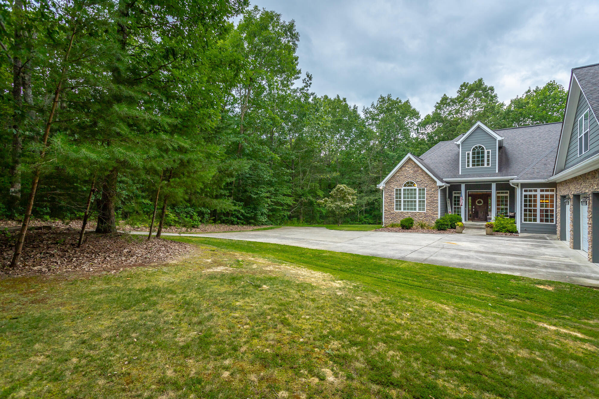 215 Stewart Lane Rising Fawn, GA 30738 - Photo 5 of 92 Front yard