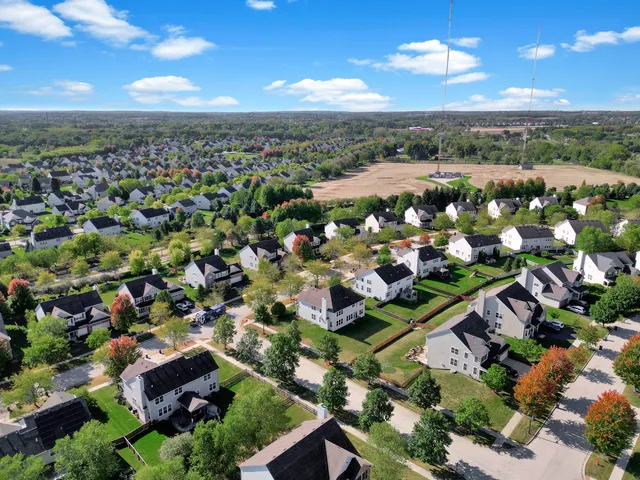 $539,900 | 312 Monument Road, Elgin, IL 60124