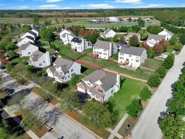 $548,000 | 312 Monument Road, Elgin, IL 60124