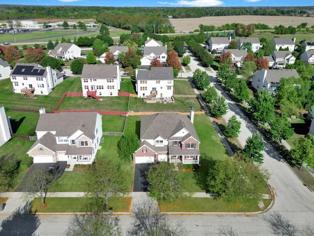 $539,900 | 312 Monument Road, Elgin, IL 60124