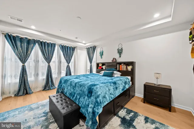 $899,000 | 7470 Backett Wood Terrace, Unit 301, McLean, VA 22102