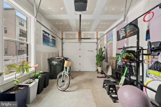 $899,000 | 7470 Backett Wood Terrace, Unit 301, McLean, VA 22102