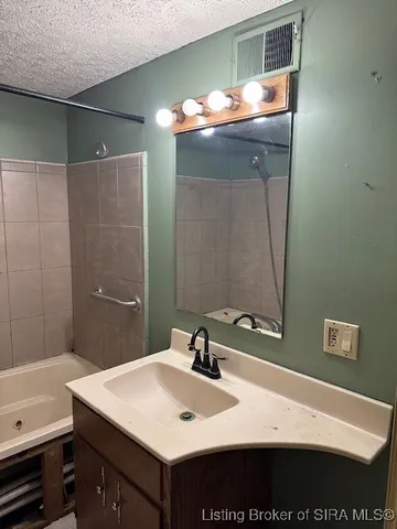 $165,000 | 128 West Walnut Ridge Road, Salem, IN 47167