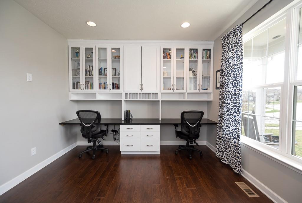 16746 Birdbrook Road Noblesville, IN 46062 - Photo 2 of 35 Gallery Image 2
