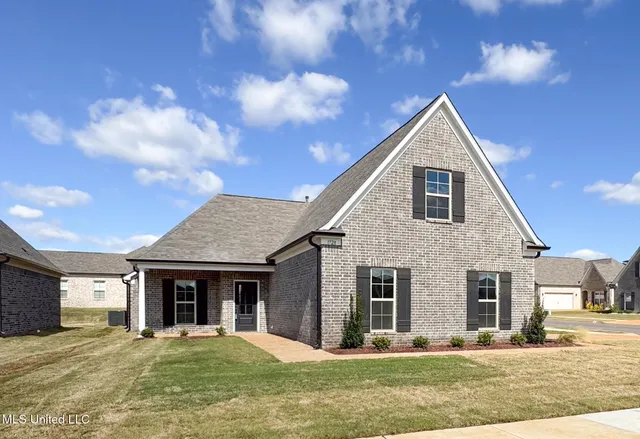 $358,900 | 1728 Ryker Road, Southaven, MS 38672
