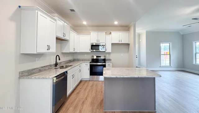 $358,900 | 1728 Ryker Road, Southaven, MS 38672