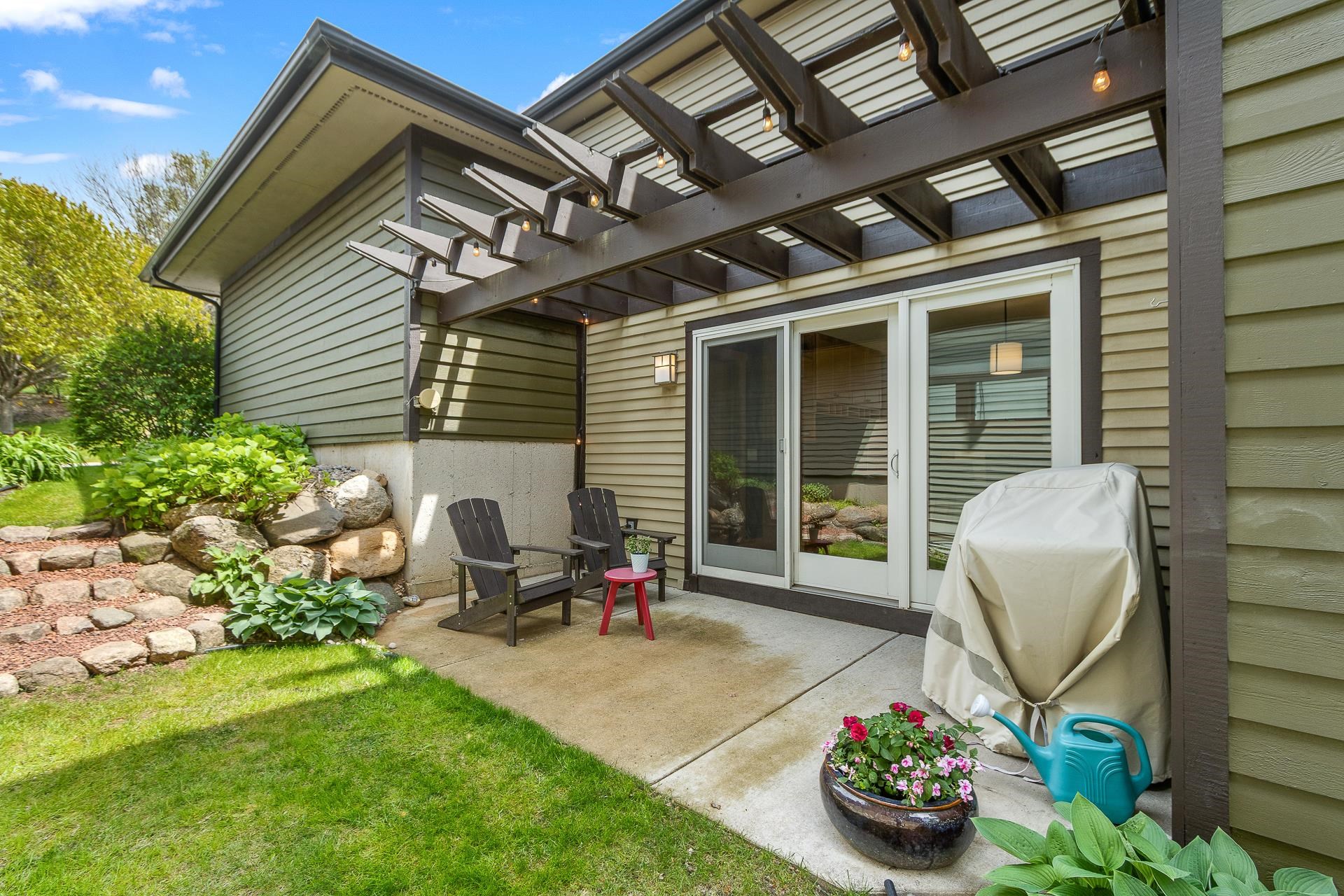 3547 Strawberry Loop Middleton, WI 53562 - Photo 4 of 52