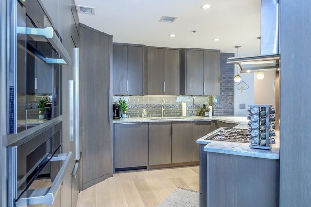 $875,000 | 3 Avery Street, Unit 601, Boston, MA 02111