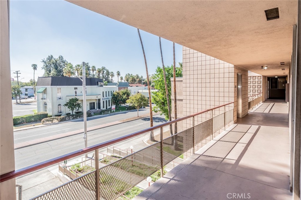 6979 Palm Court, Unit 319F Riverside, CA 92506 - Photo 36 of 44 a view of a balcony