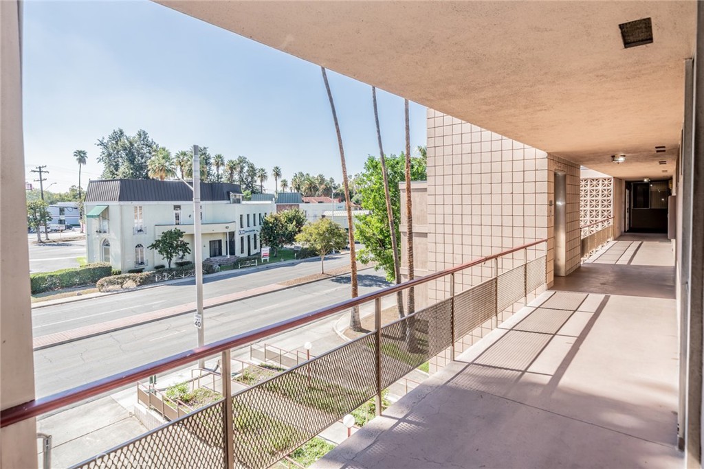 6979 Palm Court, Unit 319F Riverside, CA 92506 - Photo 36 of 44 a view of a balcony