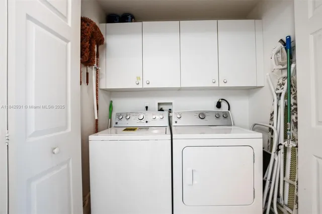 $248,000 | 7623 Southampton Terrace, Unit 204, Tamarac, FL 33321