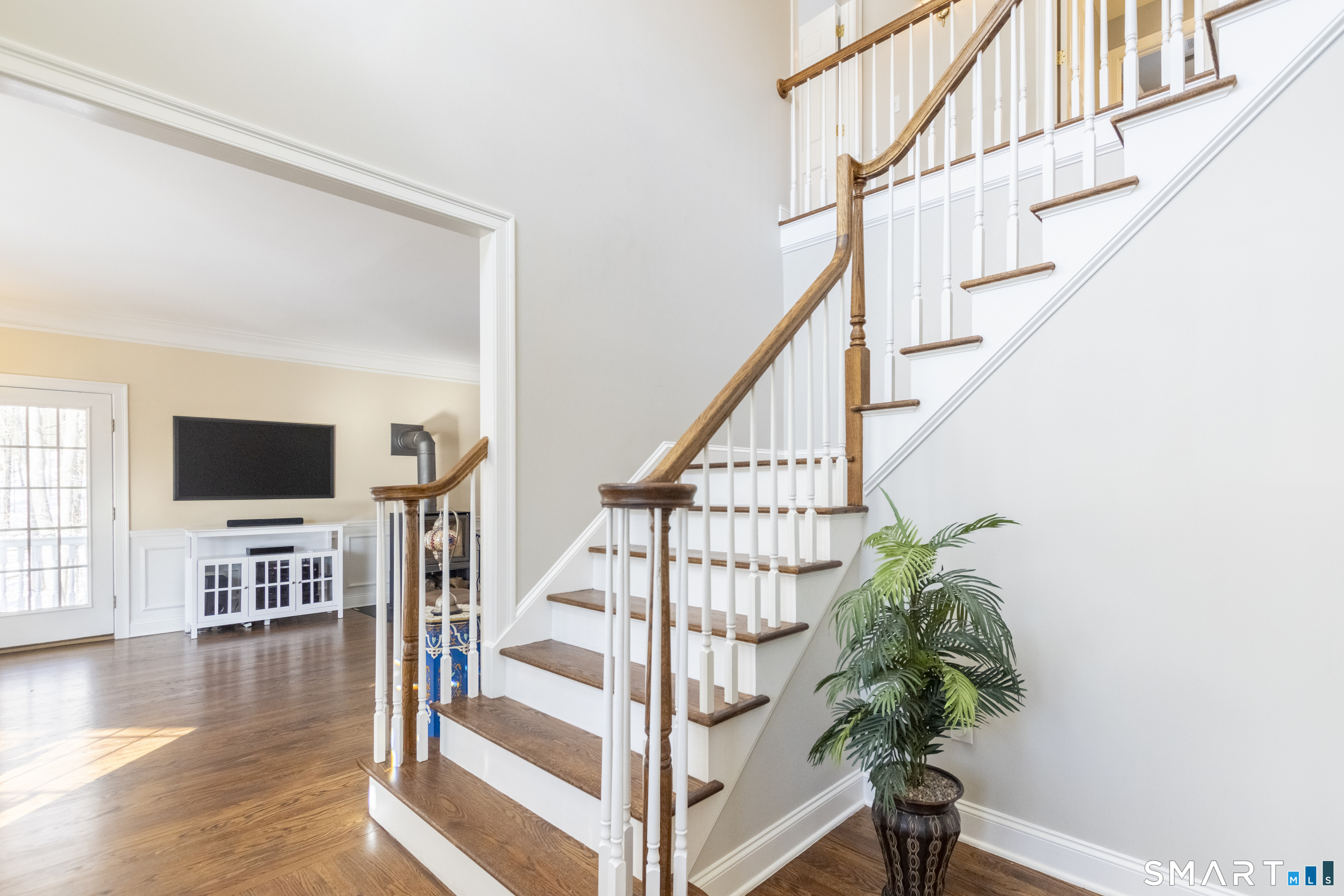 44 Chadwick Court Monroe, CT 06468 - Photo 4 of 39