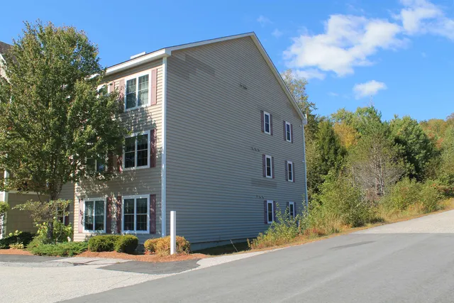 $595,000 | 4 Twin Tip Terrace, Unit 4, Lincoln, NH 03251