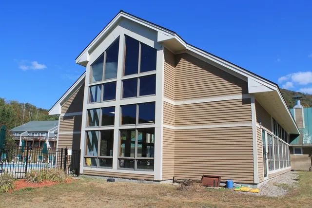 $595,000 | 4 Twin Tip Terrace, Unit 4, Lincoln, NH 03251