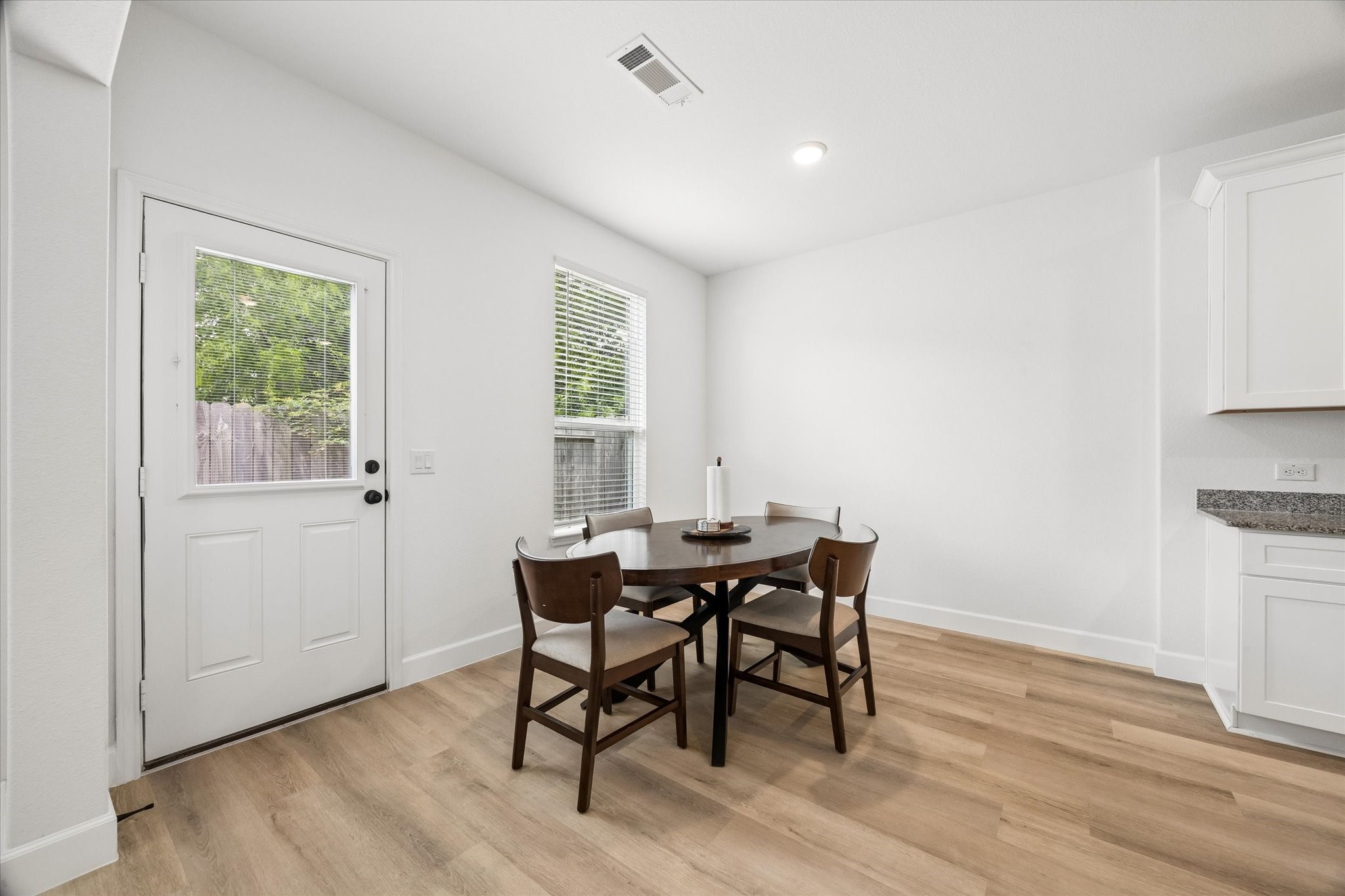 10122 Clearwick Street Houston, TX 77034 - Photo 5 of 21