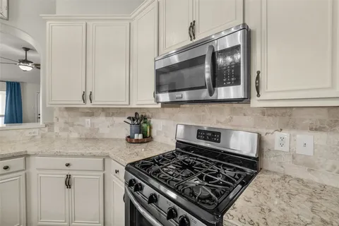 $369,000 | 19314 Cloud Peak Drive, Tomball, TX 77377
