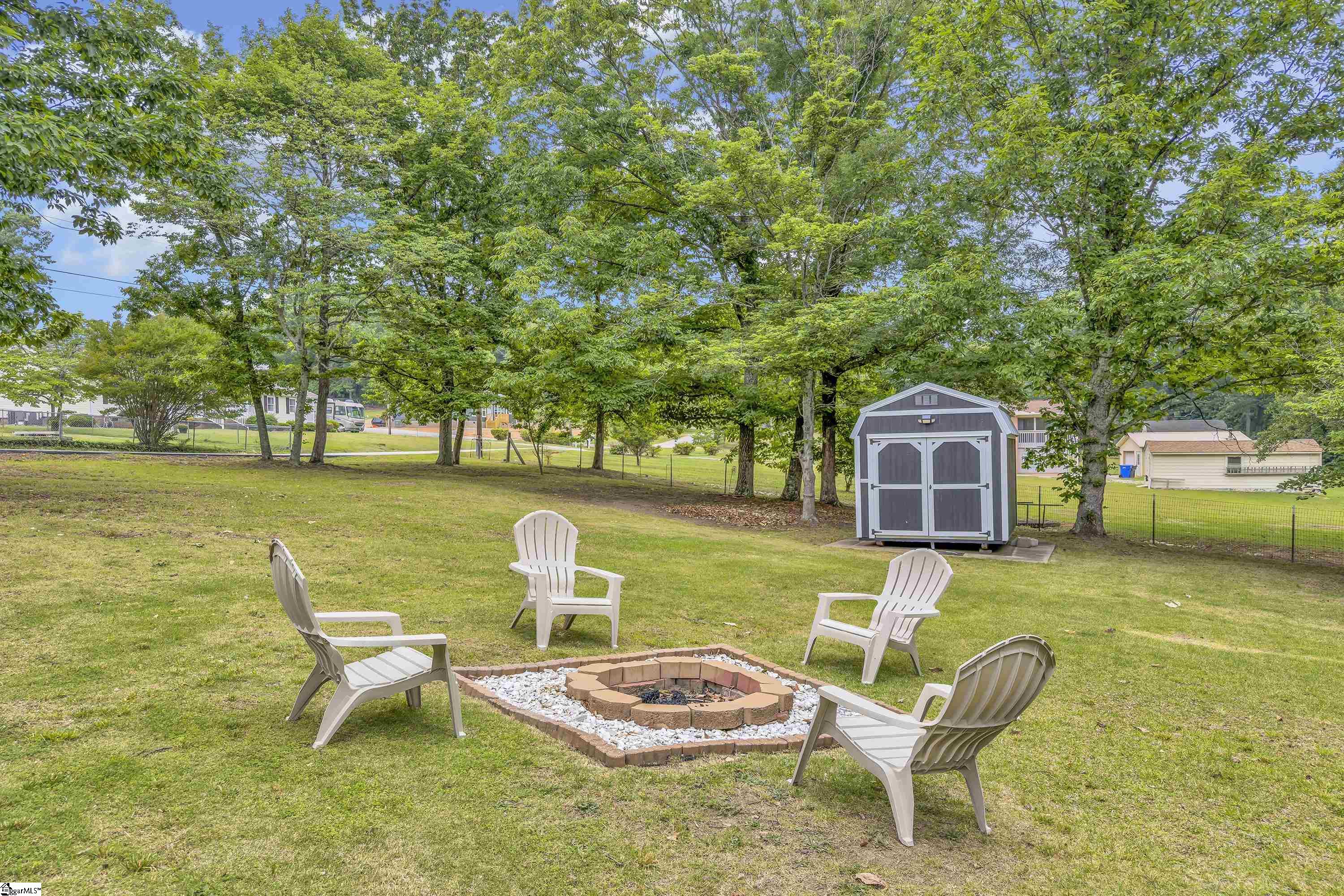 416 West Belvue Road Greenville, SC 29609 - Photo 15 of 33
