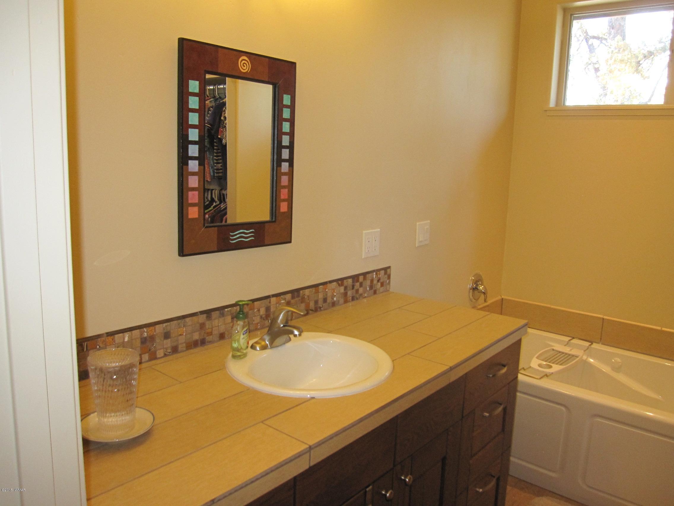 5956 Luminary Way Lakeside, AZ 85929 - Photo 21 of 45