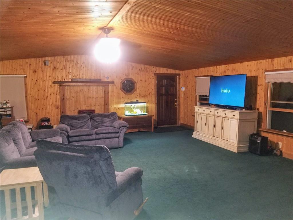 570 Robbins Station Road Irwin, PA 15642 - Photo 4 of 25 Gallery Image 4
