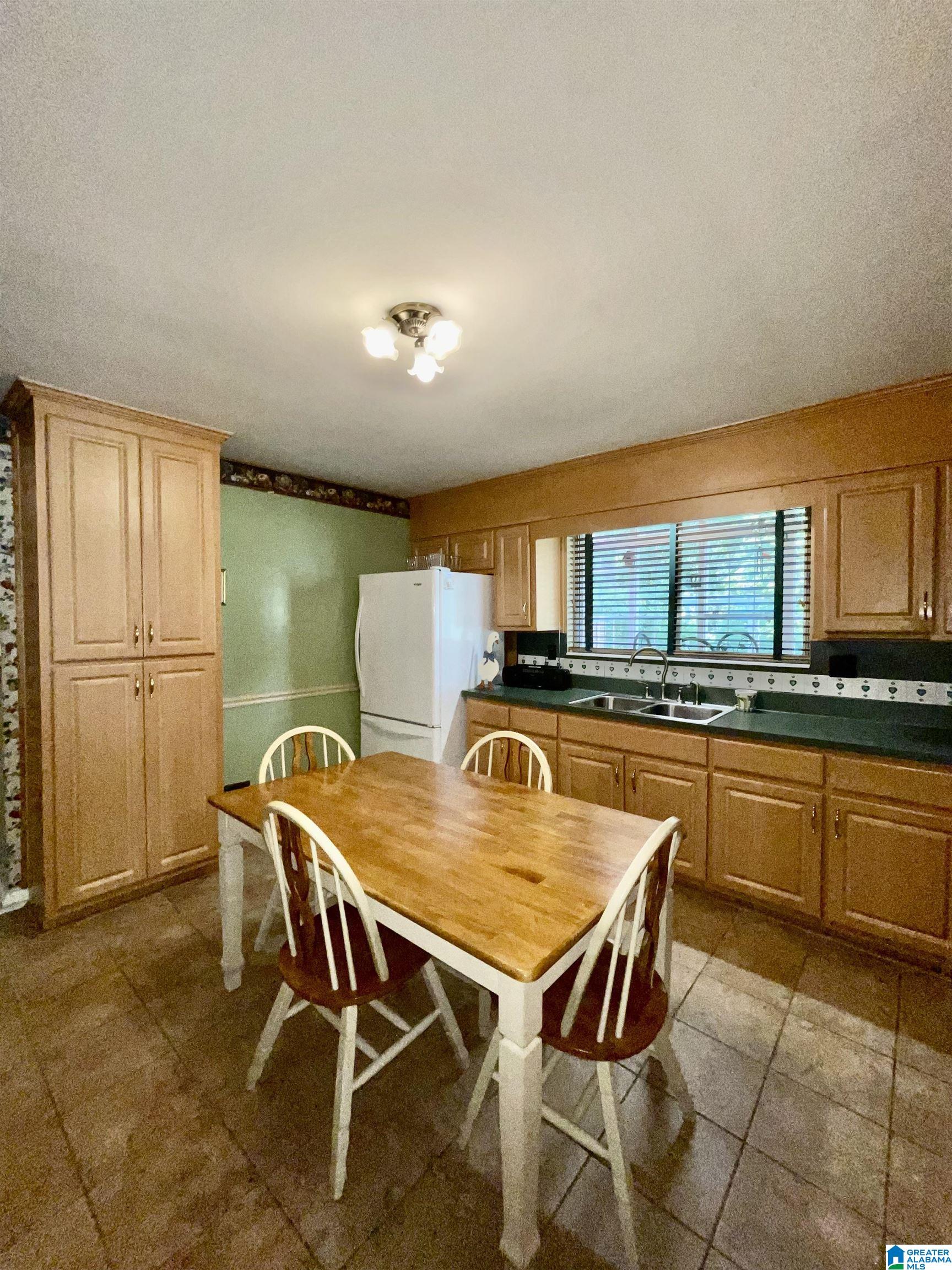 5212 Forestwood Road Adamsville, AL 35005 - Photo 4 of 34