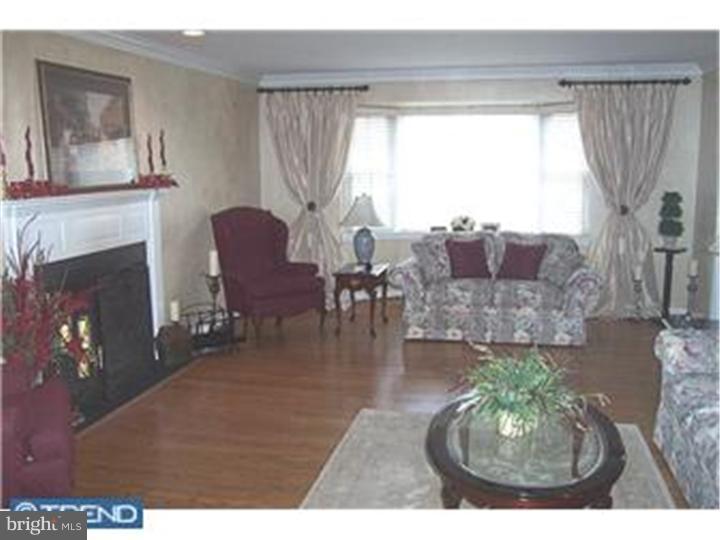 819 Winter Road Rydal, PA 19046 - Photo 2 of 12