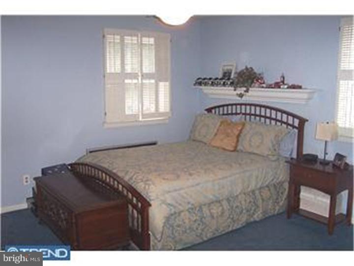 819 Winter Road Rydal, PA 19046 - Photo 10 of 12