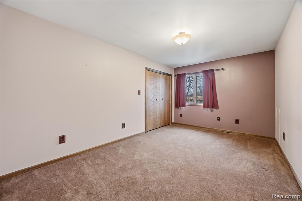 21650 Telegraph Road Flat Rock, MI 48134 - Photo 25 of 70