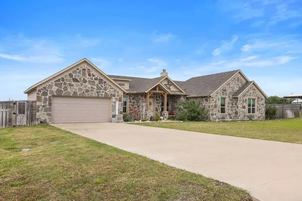 $519,900 | 300 Delatorre Street, Trenton, TX 75490