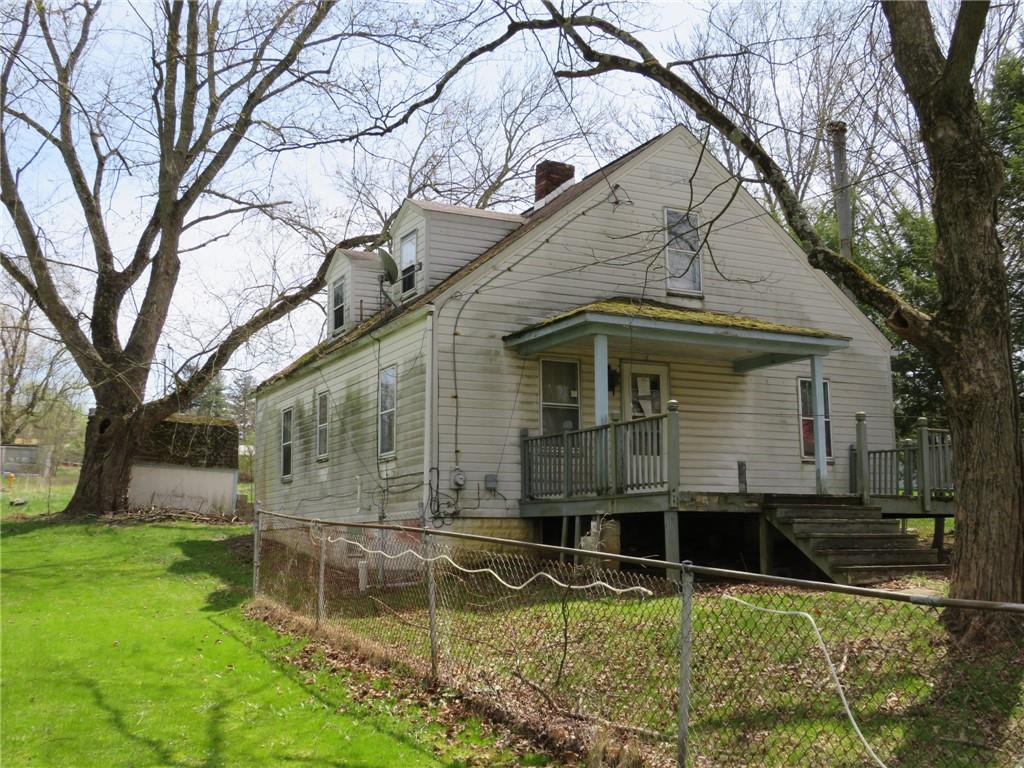 64 Valley Road Eighty Four, PA 15330 - Photo 2 of 12