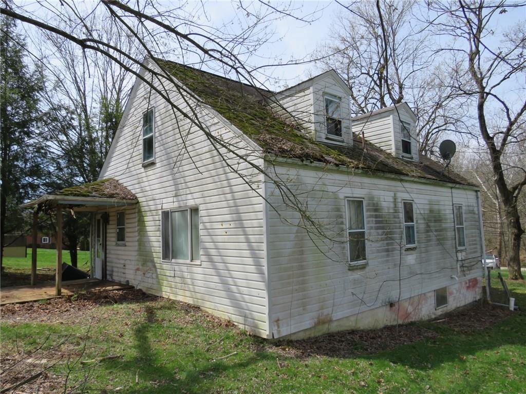 64 Valley Road Eighty Four, PA 15330 - Photo 7 of 12