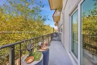 $399,000 | 6709 North Kendall Drive, Unit 219, Pinecrest, FL 33156