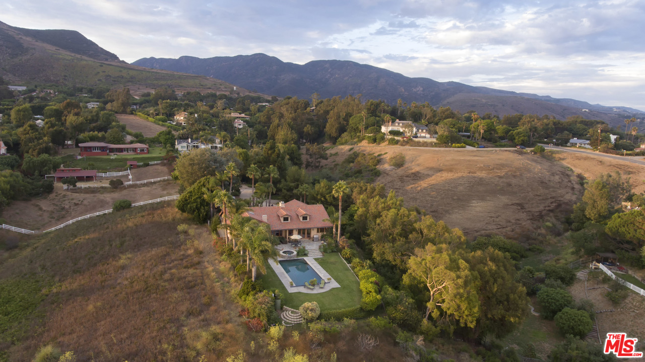 29660 Harvester Road Malibu, CA 90265 - Photo 32 of 32 a view of a city