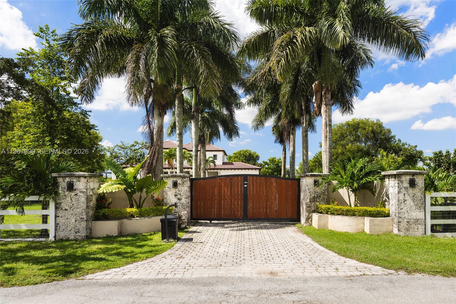 34850 Southwest 218th Avenue Homestead, FL 33034 - Photo 2 of 56