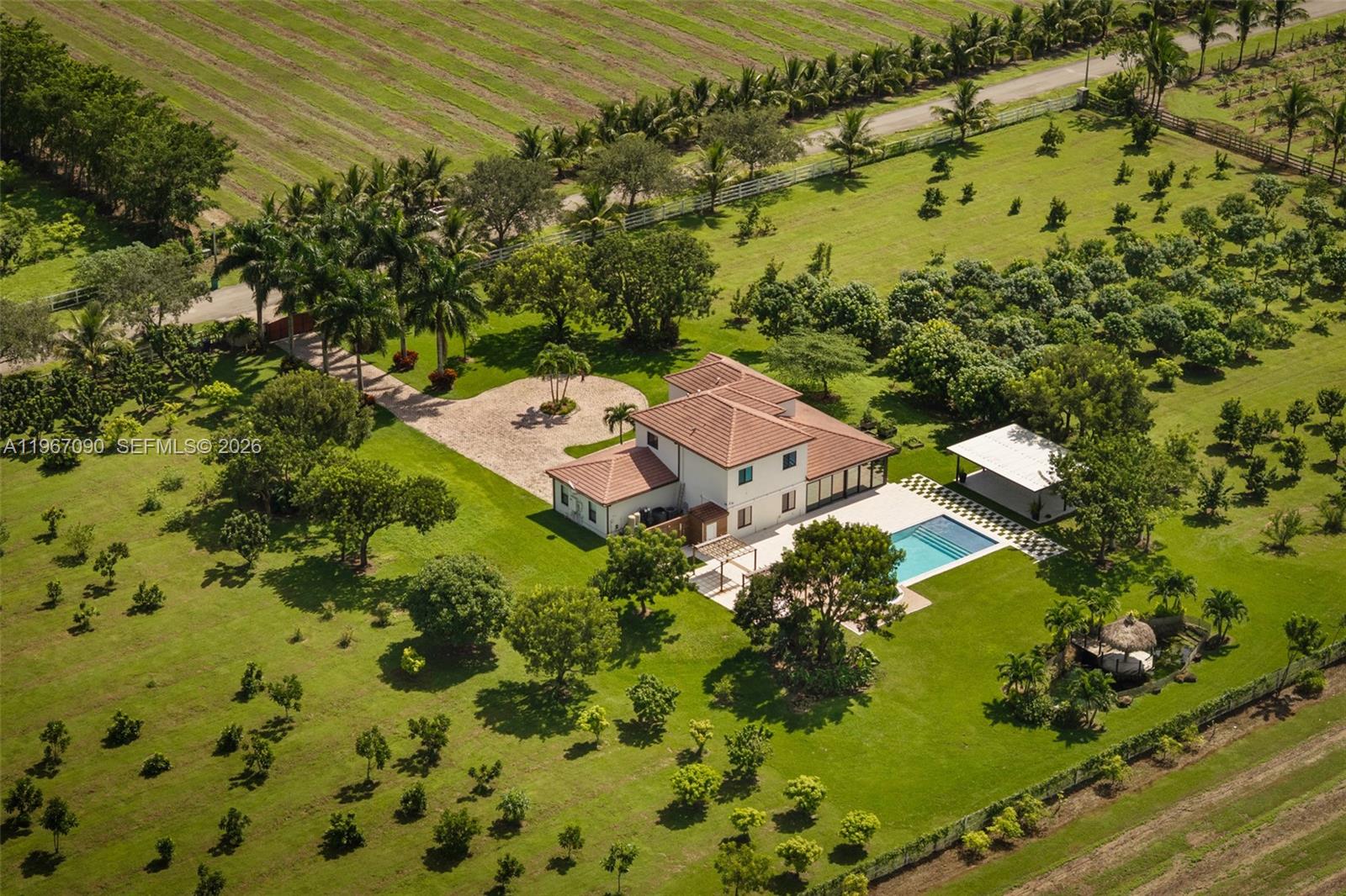 34850 Southwest 218th Avenue Homestead, FL 33034 - Photo 6 of 56