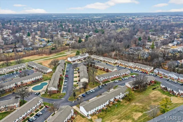 $110,000 | 758 Delray Drive, Unit H, St. Peters, MO 63376