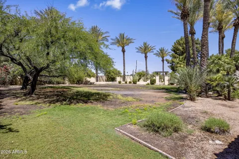 $4,500,000 | 8700 North 58th Place, Paradise Valley, AZ 85253