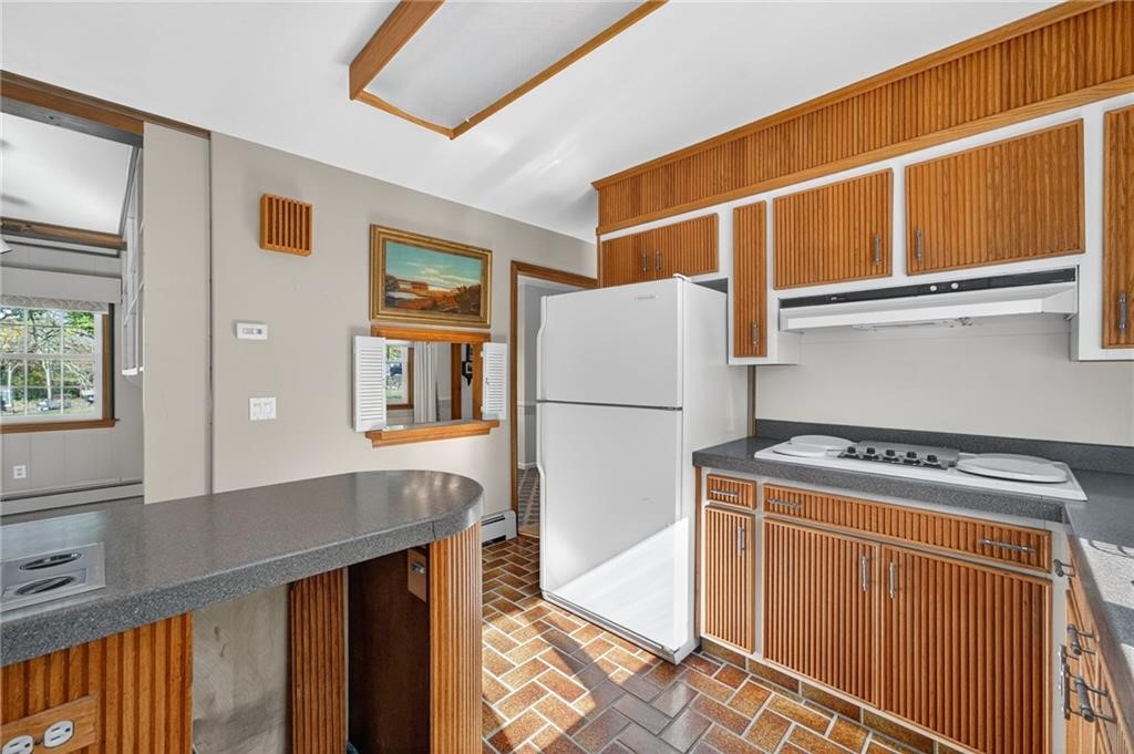 26 Windward Drive Westerly, RI 02891 - Photo 13 of 41