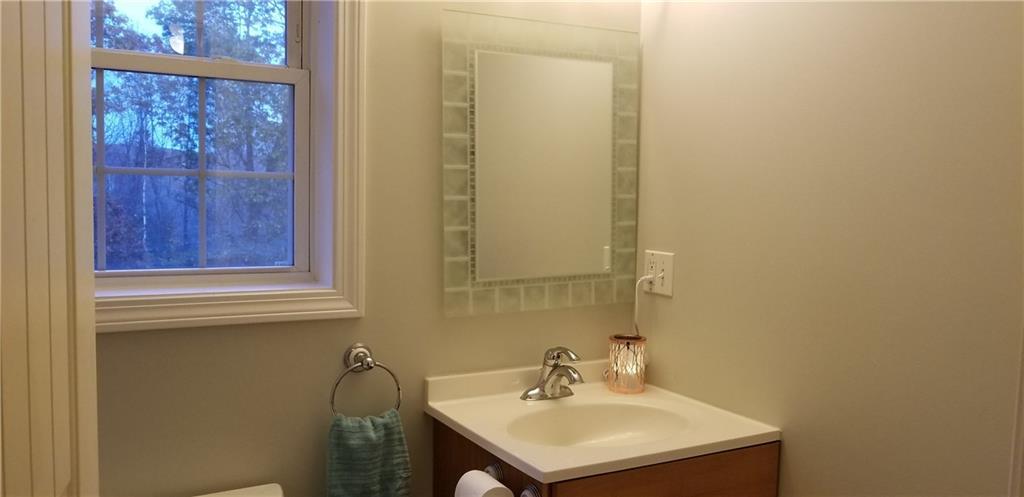 430 Back Road Shapleigh, ME 04076 - Photo 21 of 34 Second floor bath is full with tub...