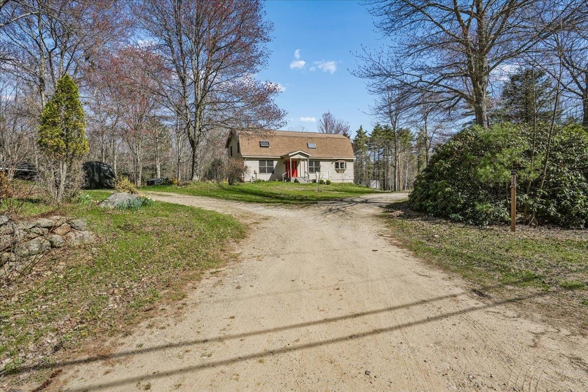 326 Lockes Hill Road Epsom, NH 03234 - Photo 3 of 60 Gallery Image 3