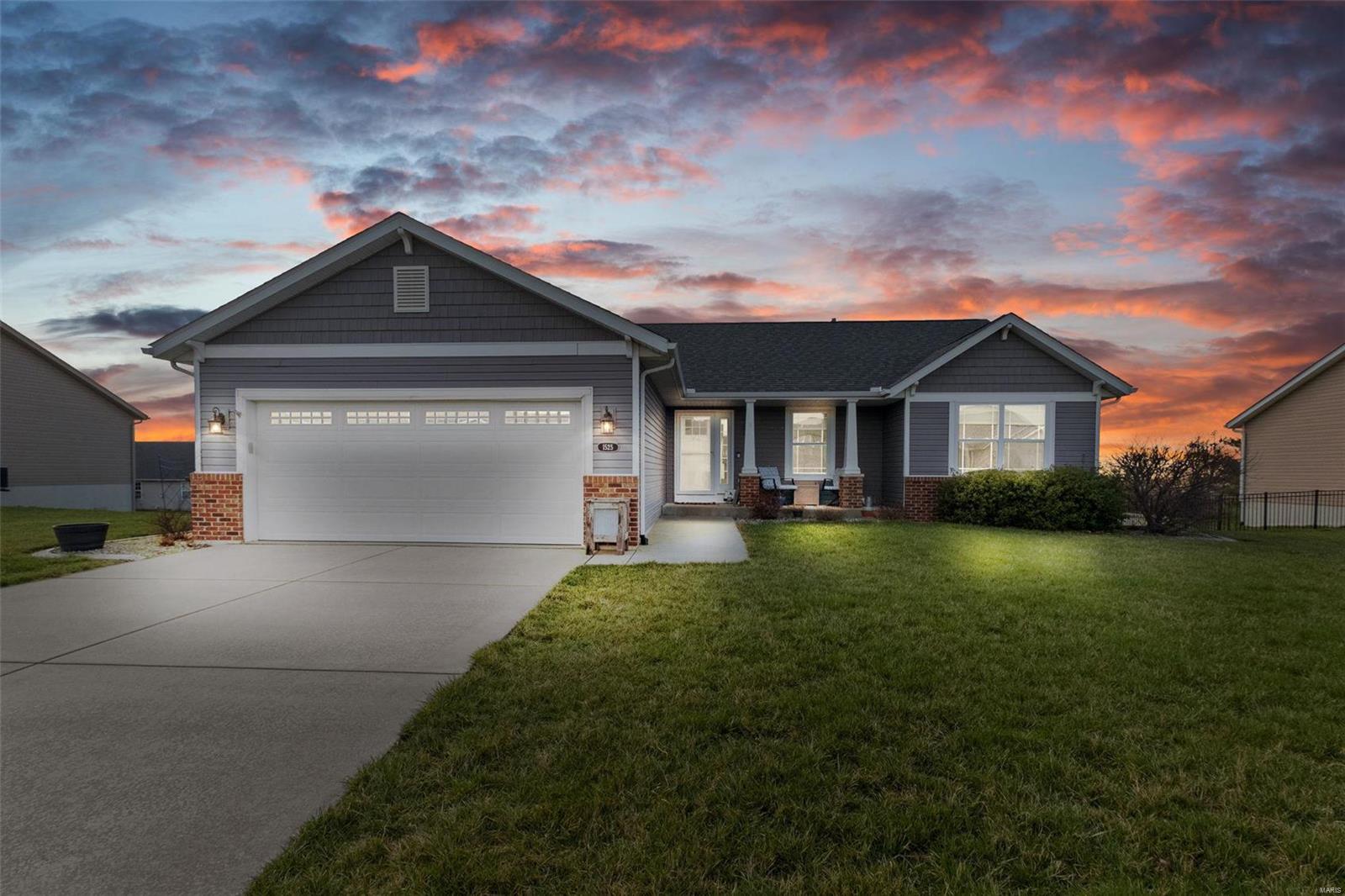 1525 Rachael Lane Waterloo, IL 62298 - Photo 1 of 36